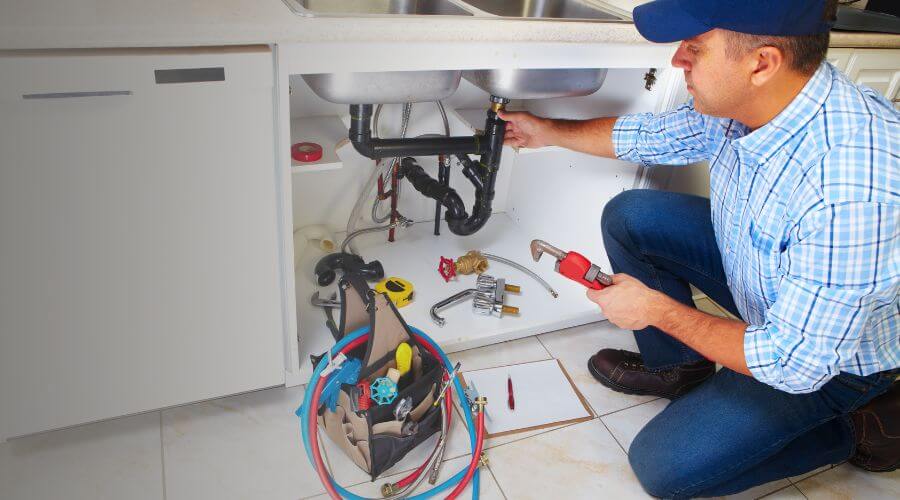 Professional Tankless Water Heater Installation in Van Meter, IA